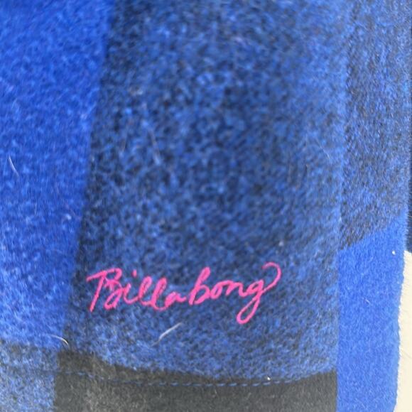 Women’s Billabong Coat Wool Blend Blue Buffalo Check Plaid Buttoned Jacket Small - Picture 2 of 6